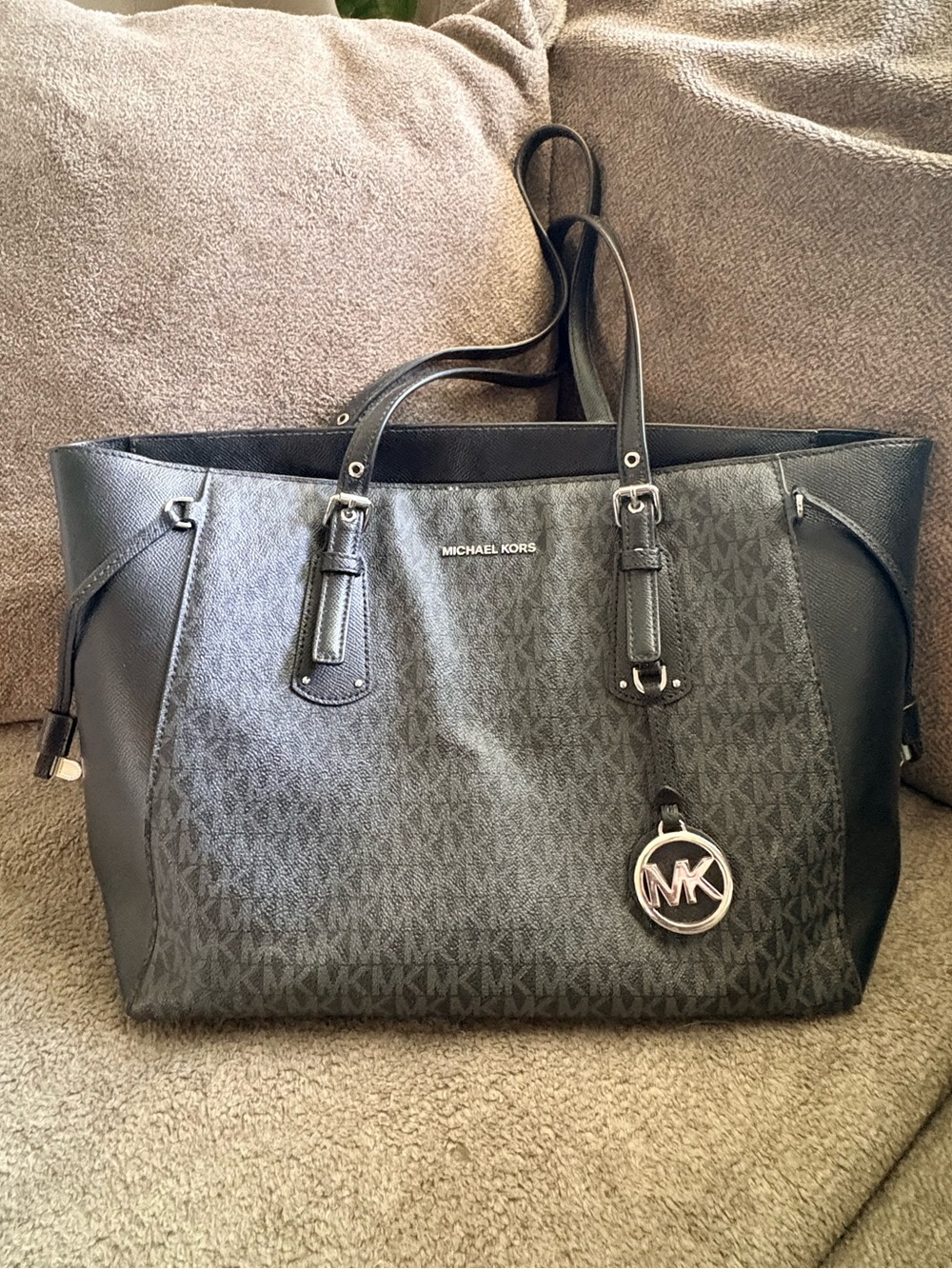 Michael Kors Large Black Signature Tote MK Logo Work Bag